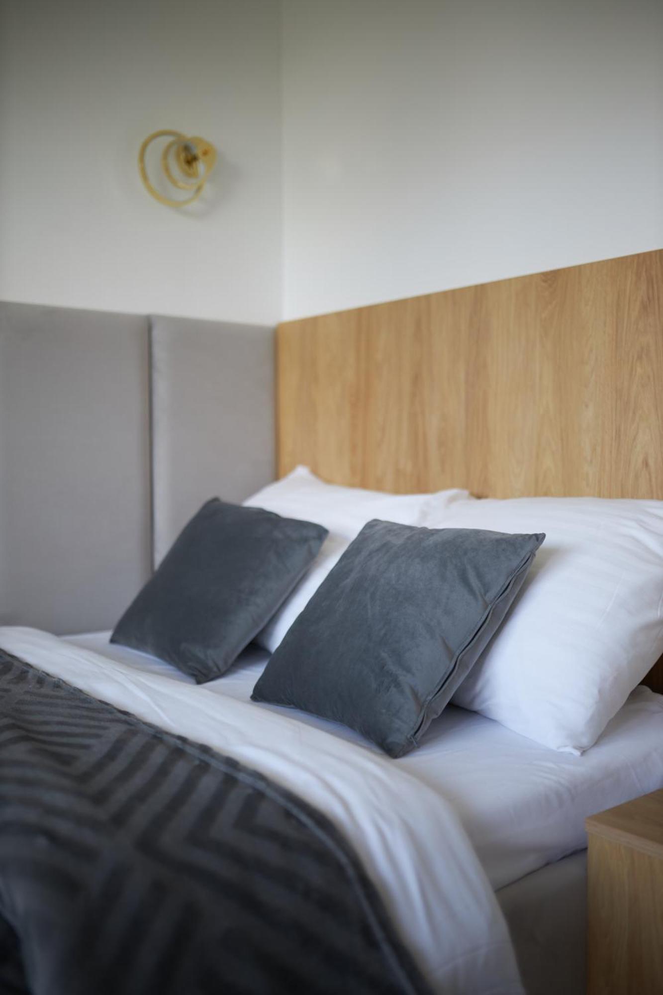 Gold Apartments Pileckiego วอร์ซอ ภายนอก รูปภาพ
