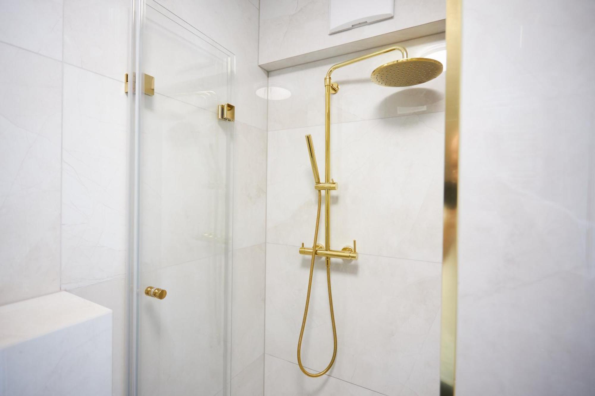 Gold Apartments Pileckiego วอร์ซอ ภายนอก รูปภาพ